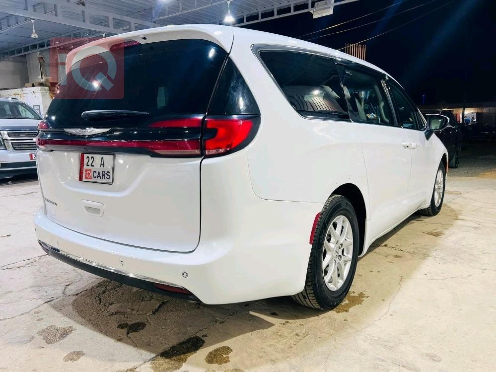 Chrysler Pacifica
